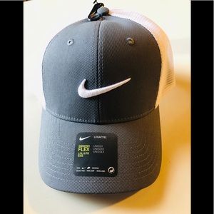 Nike Golf Hat